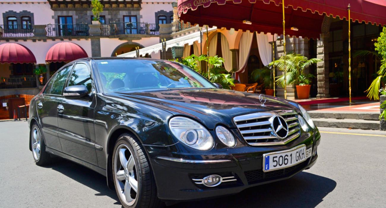 mrcedes-benz-e-class-limousine-las-palmas-0041.jpg