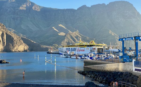 Anlegestelle Schnellfähre Fred Olsen Teneriffa in Puerto de Las Nieves